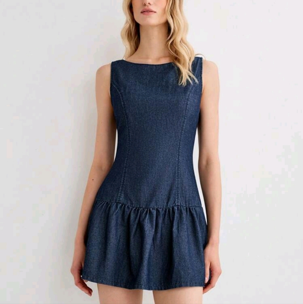 Women Simple Solid Color Sleeveless Denim Dress, Casual Everyday Wear - Picture 3 of 4